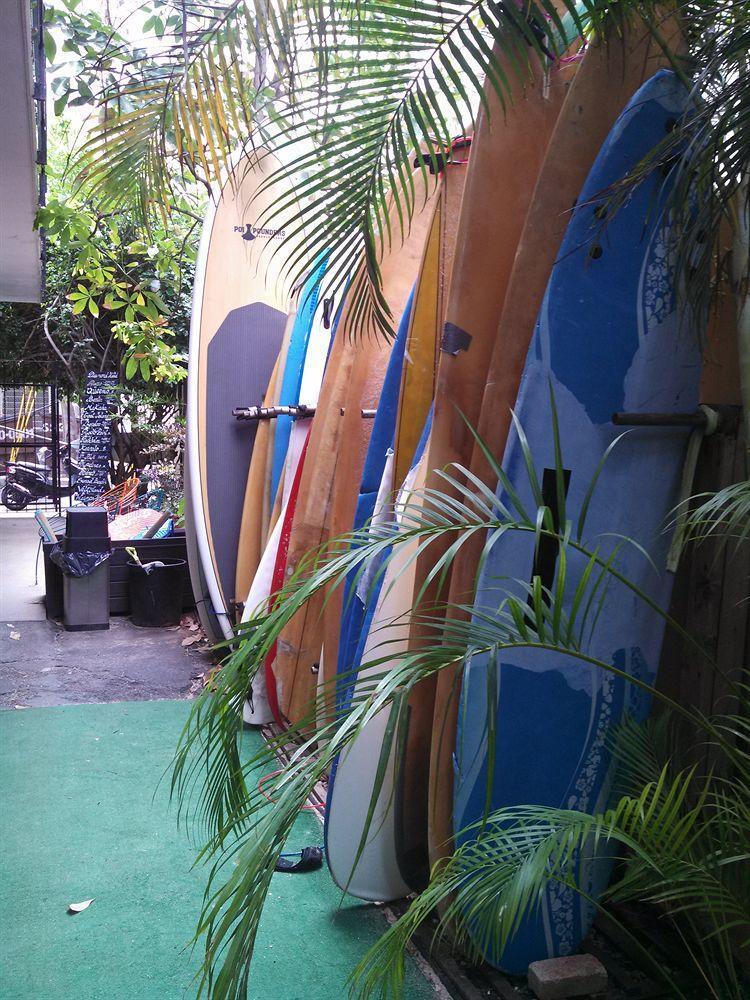Polynesian Hostel Beach Club Honolulu Exterior photo
